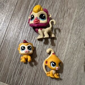 LPS Littlest Pet Shop Baboon Family 324 325 326
